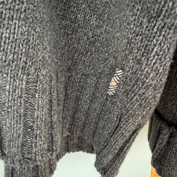 Burberry London Sweater - XXL - Picture 5 of 7